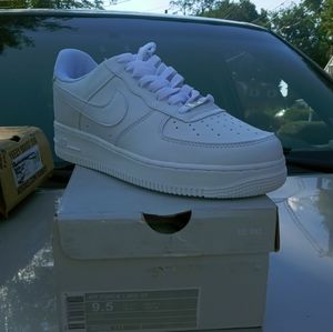 nike air force size 9.5